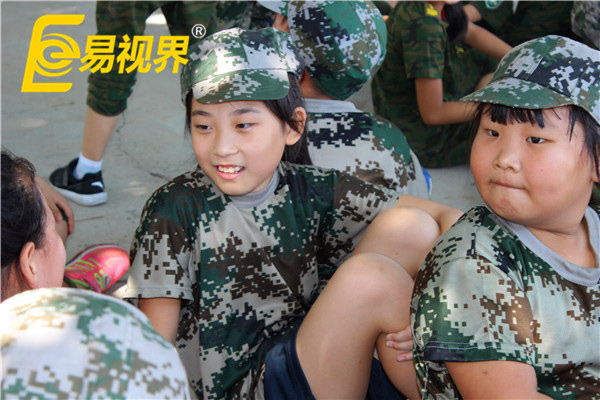 團結(jié)有愛的小伙伴們